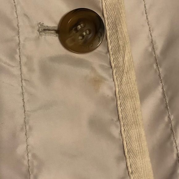 Women Raincoat - Picture 16 of 16